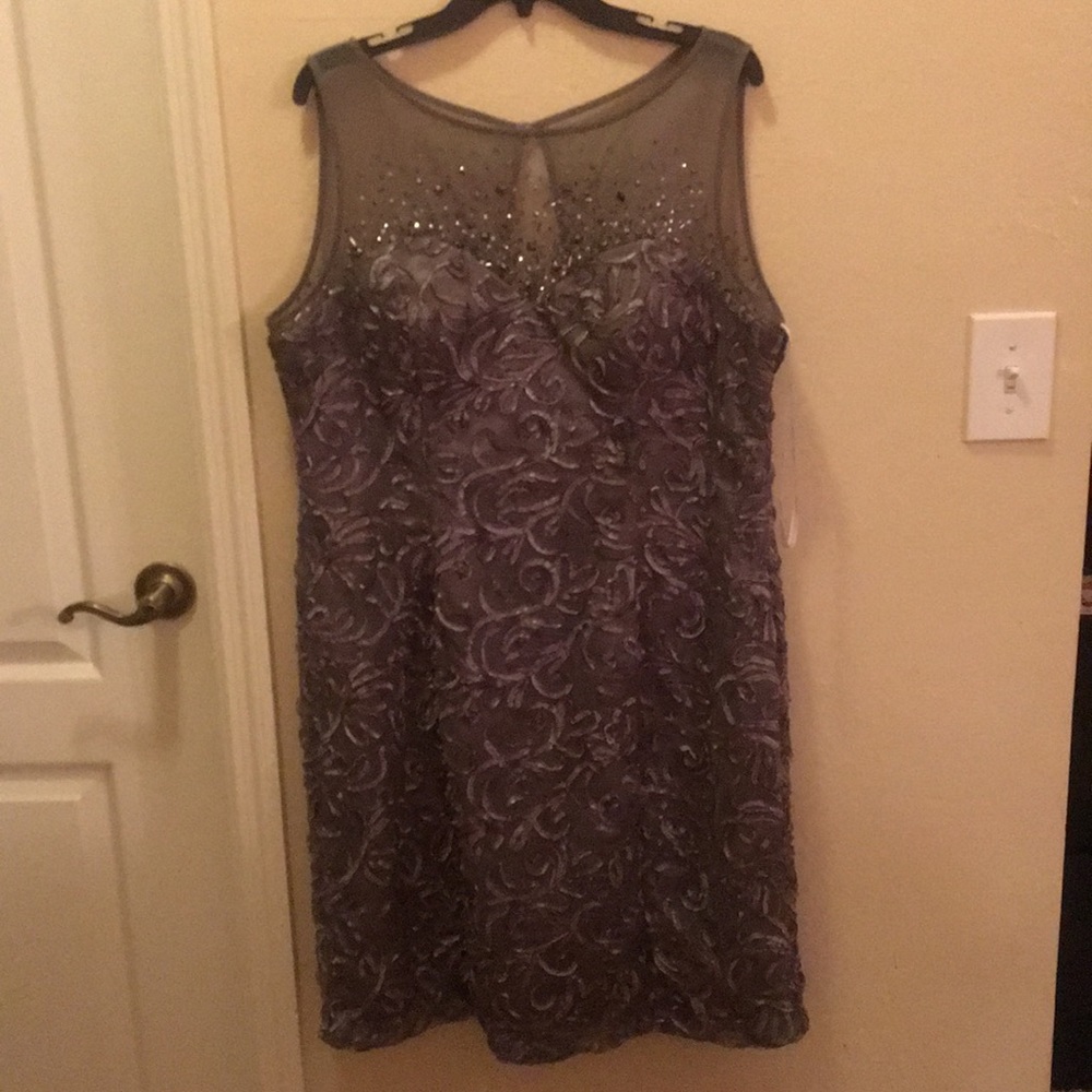 NWOT formal beaded sheath dress size 18